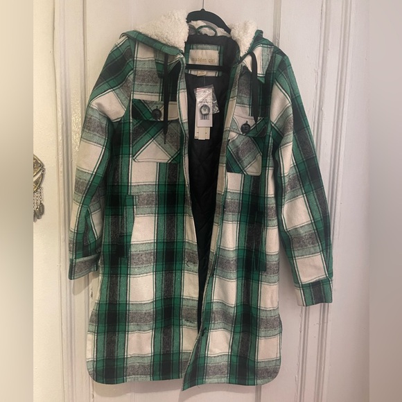 Madden Girl Green Plaid Flannel Long Shacket with Hood. - Picture 3 of 4